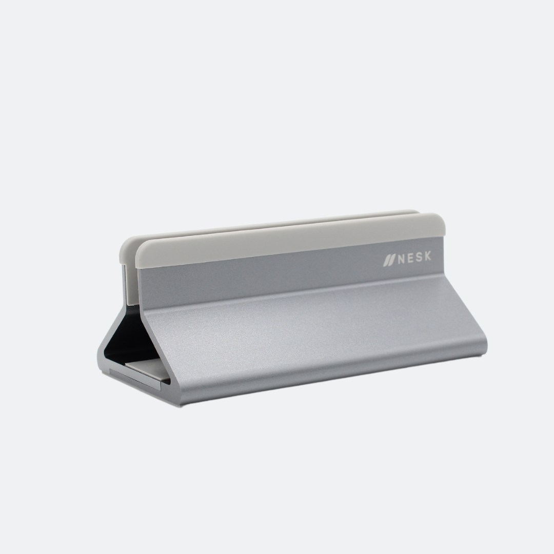 Space Dock | Vertikaler MacBook & Laptop Ständer - Grau